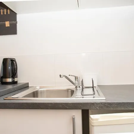 Апартаменты Cozy Studio En Centre-ville De Пуатье